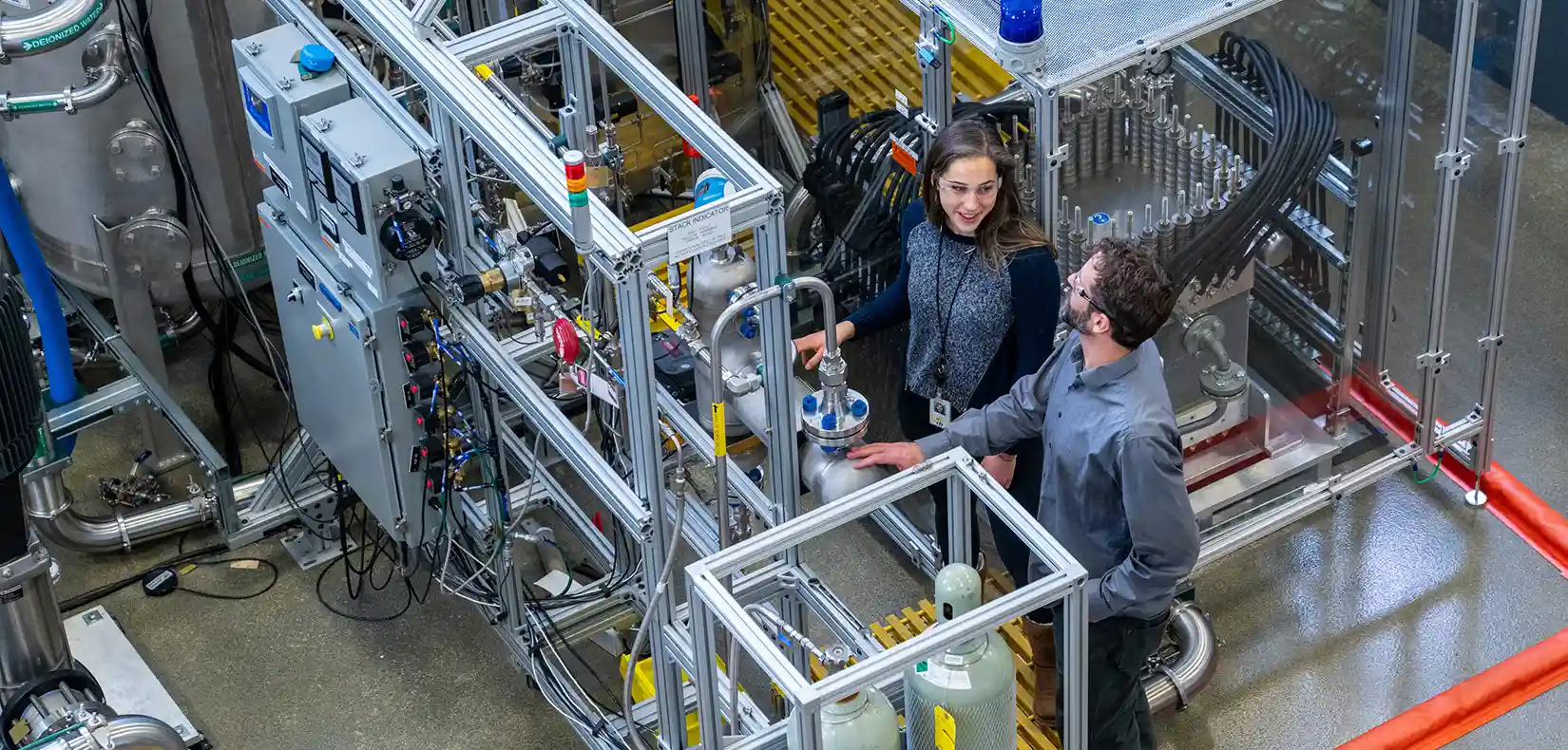 Two researchers in a lab.